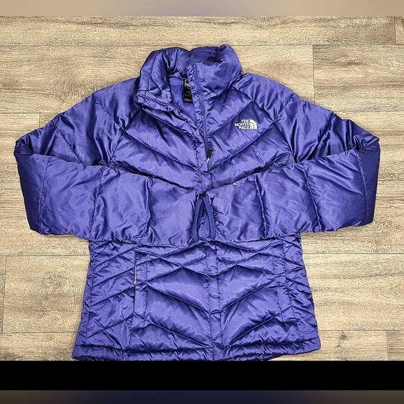 The North Face Jackets & Blazers - Women's The North Face Aconcagua 550 Puffer Zip Jacket-Size Small